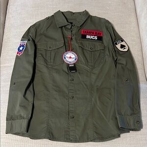 Tampa Bay Bucs Women’s Field Gear Button Up Shirt